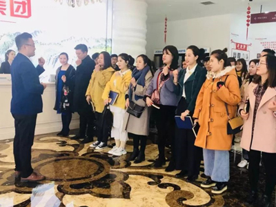 熱烈歡迎丨昌禾商學(xué)院，柔然彩虹隊光臨寧夏昌禾裝飾參觀學(xué)習(xí)！